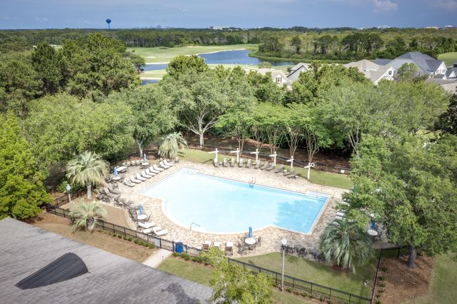 256 Leaning Pines Loop, Destin, FL 32541