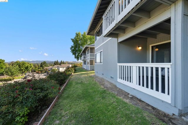 420 Brandywine Ln, Pleasant Hill, CA 94523