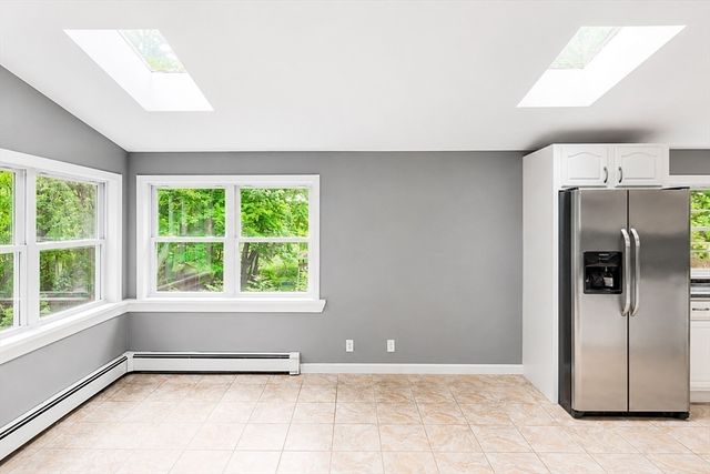 82 Cottage St, Natick, MA 01760