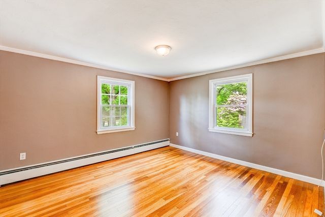 82 Cottage St, Natick, MA 01760