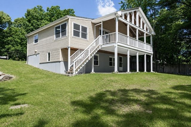 82 Cottage St, Natick, MA 01760