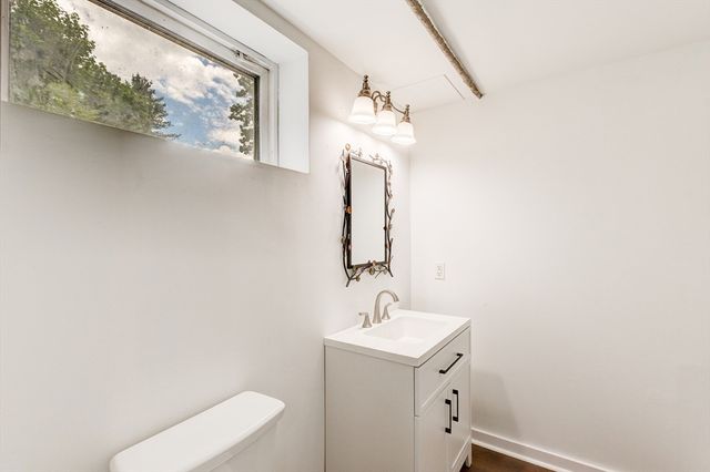 82 Cottage St, Natick, MA 01760