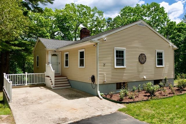 82 Cottage St, Natick, MA 01760