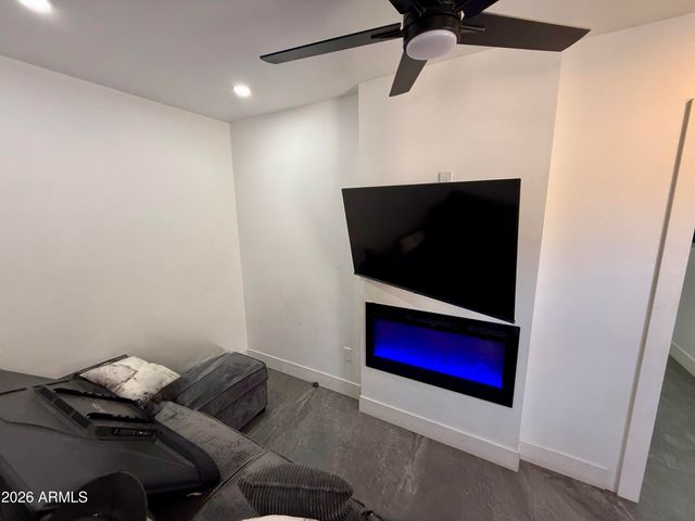 4418 W Paradise Drive, Glendale, AZ 85304