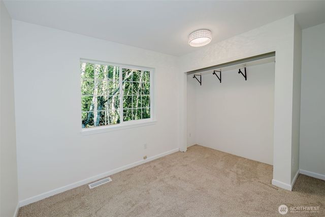 10898 Tulip Place NW, Silverdale, WA 98383