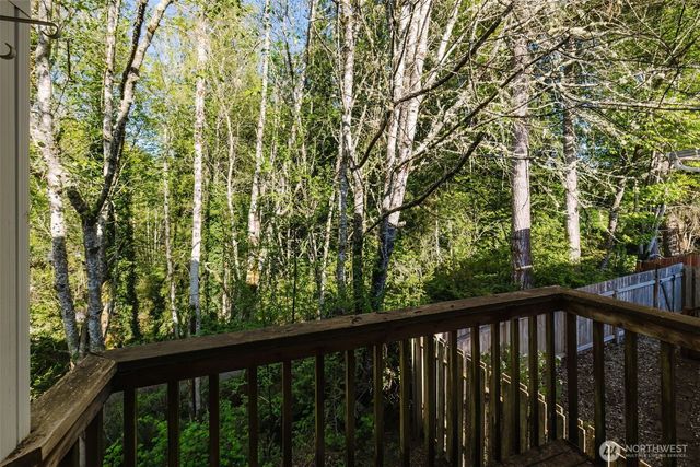 10898 Tulip Place NW, Silverdale, WA 98383