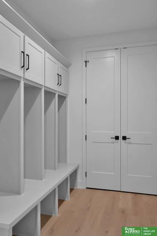 19060 LaQuinta Circle, Gretna, NE 68136