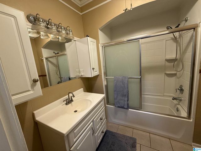 705 W 4TH STREET, Sylacauga, AL 35150