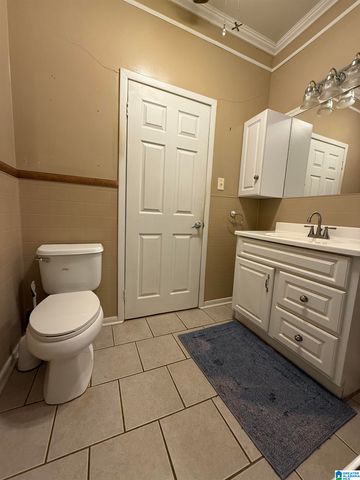 705 W 4TH STREET, Sylacauga, AL 35150