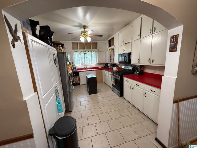 705 W 4TH STREET, Sylacauga, AL 35150