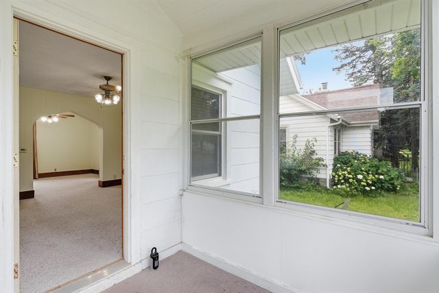 709 Magnolia Parkway, Waterloo, IA 50701