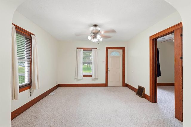 709 Magnolia Parkway, Waterloo, IA 50701