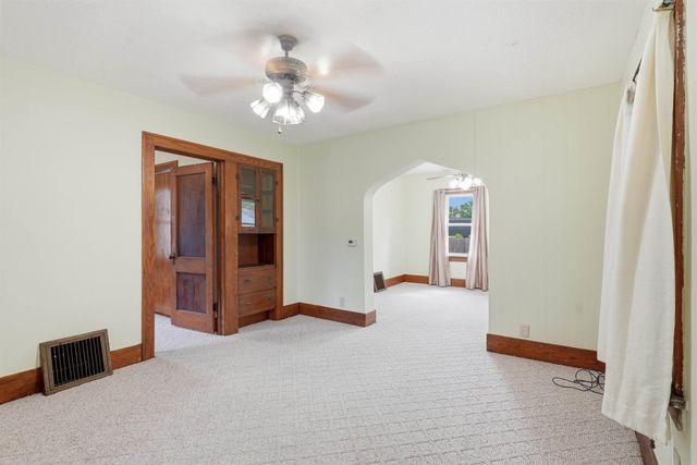 709 Magnolia Parkway, Waterloo, IA 50701