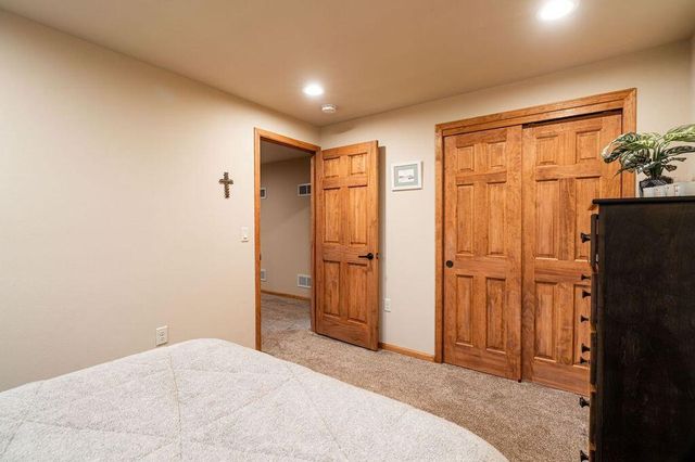 3412 Walnut TRAIL, Waukesha, WI 53188