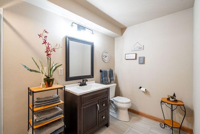 3412 Walnut TRAIL, Waukesha, WI 53188