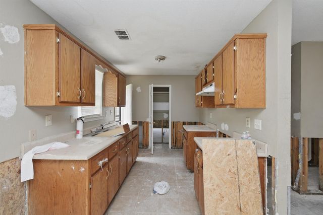 4651 ROYAL VIEW DR, Unincorporated, TN 38128
