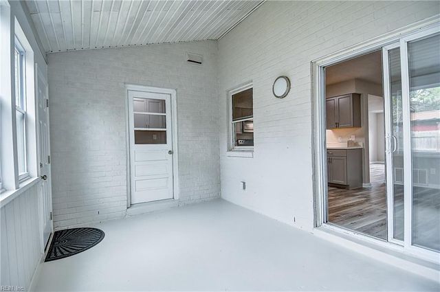 4516 Saint John CT, Virginia Beach, VA 23455