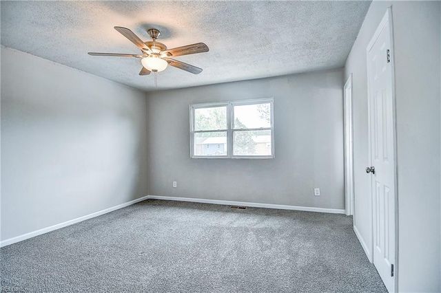 4516 Saint John CT, Virginia Beach, VA 23455