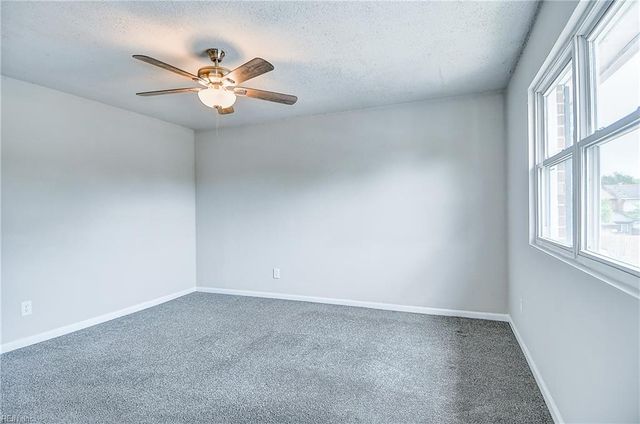 4516 Saint John CT, Virginia Beach, VA 23455