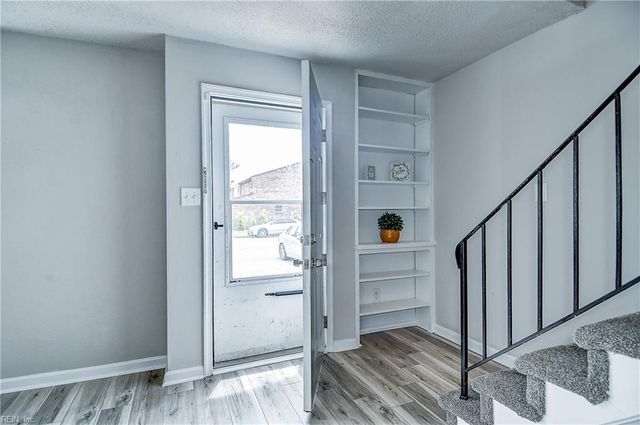 4516 Saint John CT, Virginia Beach, VA 23455