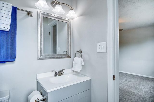 4516 Saint John CT, Virginia Beach, VA 23455