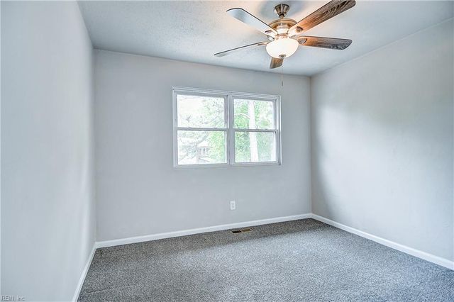 4516 Saint John CT, Virginia Beach, VA 23455