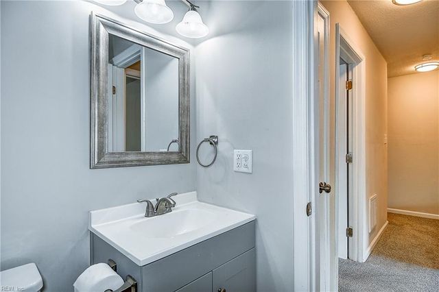 4516 Saint John CT, Virginia Beach, VA 23455