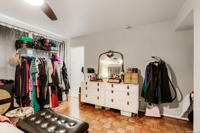 2915 Oakleaf Dr, San Antonio, TX 78209