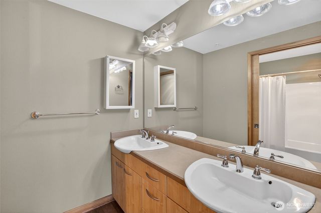 300 W 8th Street #324, Vancouver, WA 98660