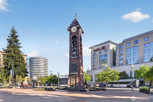300 W 8th Street #324, Vancouver, WA 98660