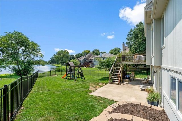 4213 SW Sapelo Drive, Lee's Summit, MO 64082