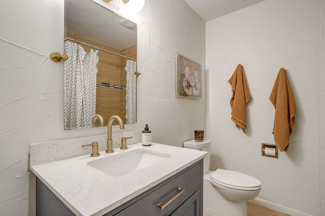 6917 Kirkwood Road, Fort Worth, TX 76116