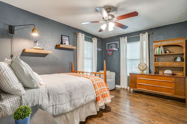 6917 Kirkwood Road, Fort Worth, TX 76116