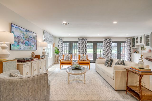 6917 Kirkwood Road, Fort Worth, TX 76116
