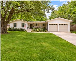 6917 Kirkwood Road, Fort Worth, TX 76116