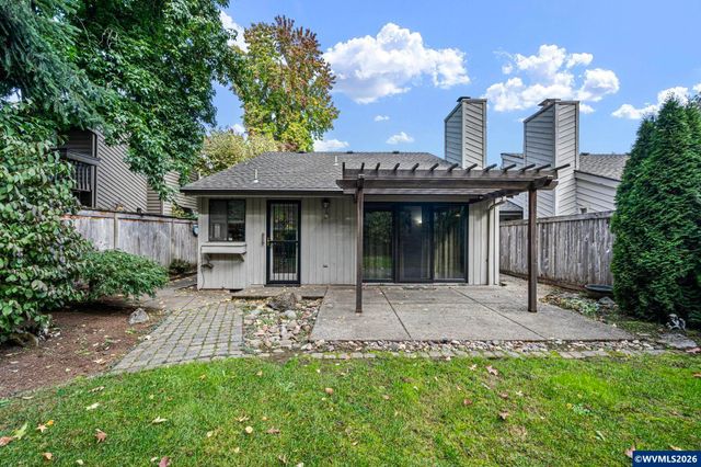 1143 Cayuse Cir SE, Salem, OR 97306