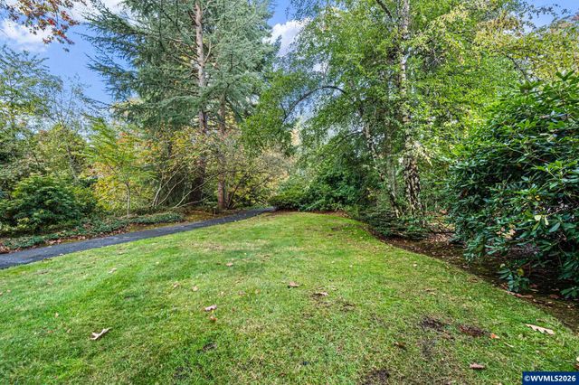 1143 Cayuse Cir SE, Salem, OR 97306