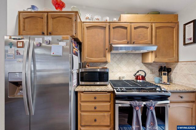 1143 Cayuse Cir SE, Salem, OR 97306