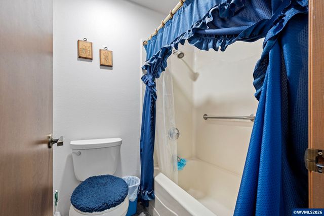 1143 Cayuse Cir SE, Salem, OR 97306