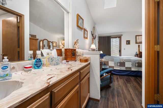 1143 Cayuse Cir SE, Salem, OR 97306