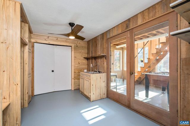 247 BLUE ROCK RDG, Charlottesville, VA 22903