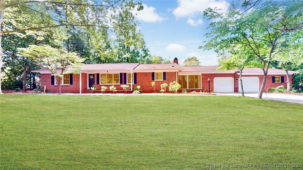 2105 W Broad Street, Elizabethtown, NC 28337 — exterior
