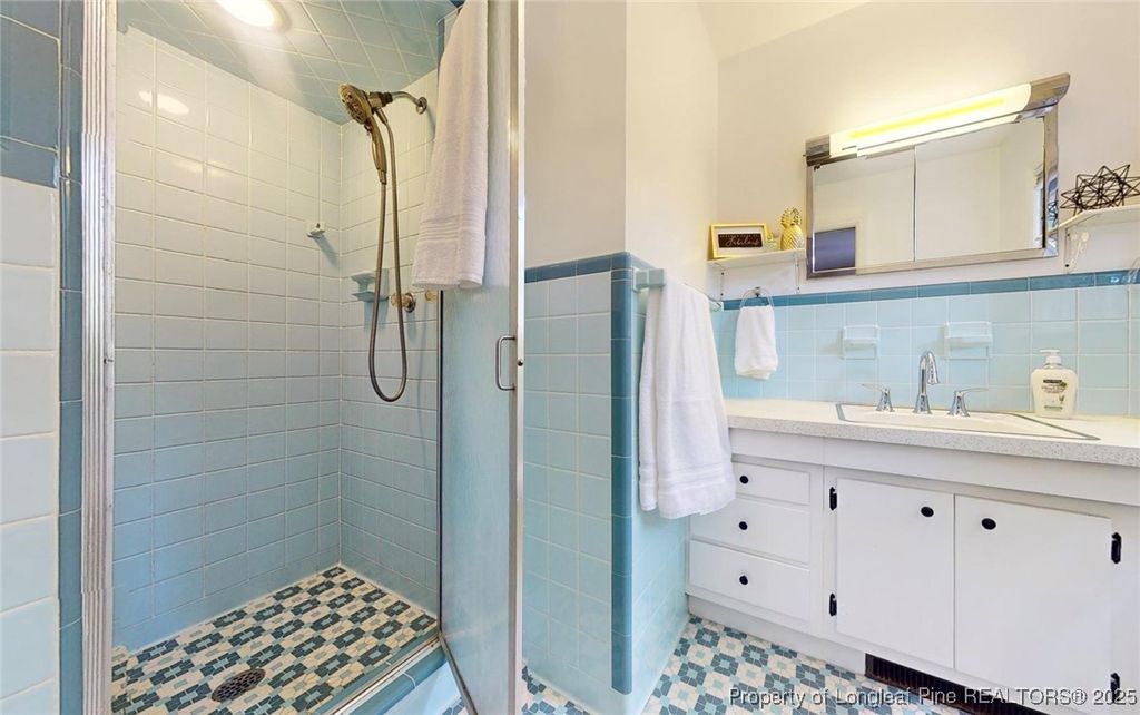 2105 W Broad Street, Elizabethtown, NC 28337 — photo 16