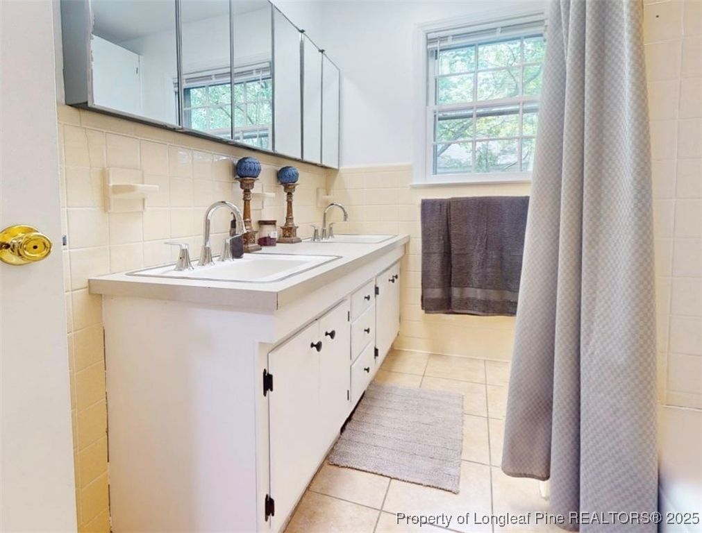 2105 W Broad Street, Elizabethtown, NC 28337 — photo 19