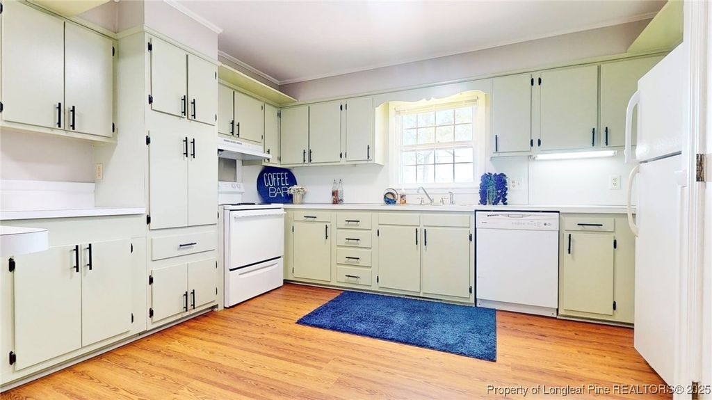 2105 W Broad Street, Elizabethtown, NC 28337 — photo 7