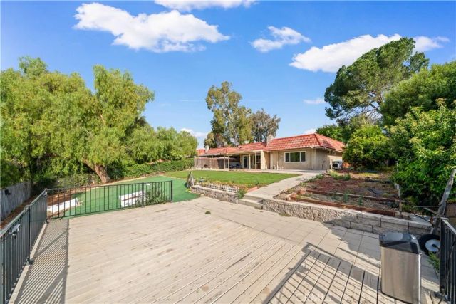 3527 Terrace Dr, Chino Hills, CA 91709