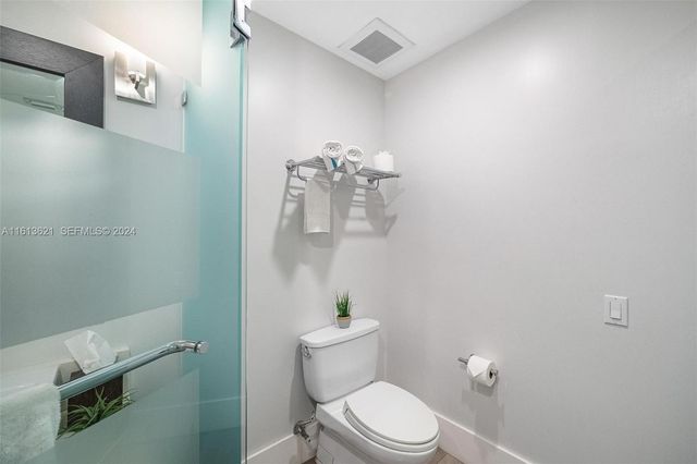 5300 NW 87th Avenue 612, Doral, FL 33178