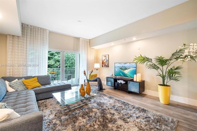 5300 NW 87th Avenue 612, Doral, FL 33178