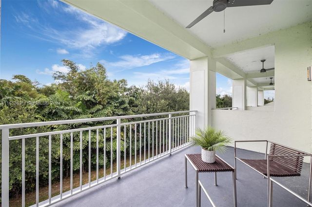 5300 NW 87th Avenue 612, Doral, FL 33178
