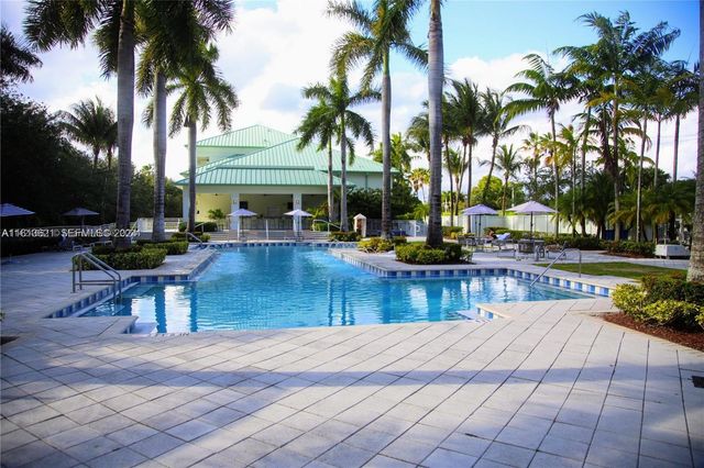 5300 NW 87th Avenue 612, Doral, FL 33178